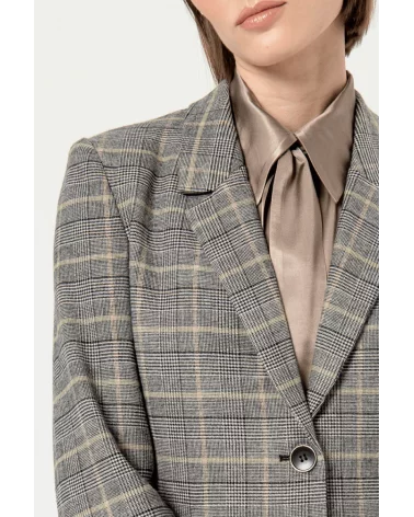 Chaqueta Americana Cuadros Gris detalle Surkana Esenziashopping Zaragoza